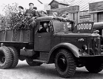 МАЗ-205 '1947–66