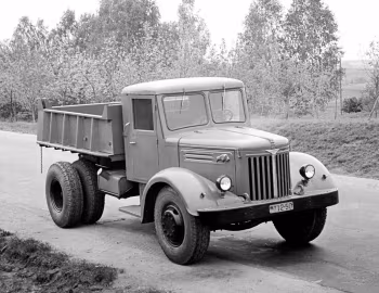 МАЗ-205 '1947–66