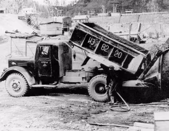 МАЗ-205 '1947–66