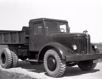 МАЗ-205 '1947–66