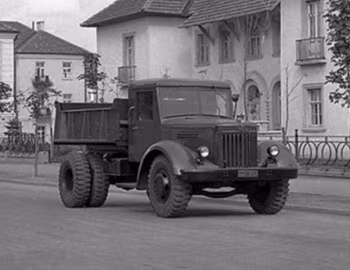 МАЗ-205 '1947–66