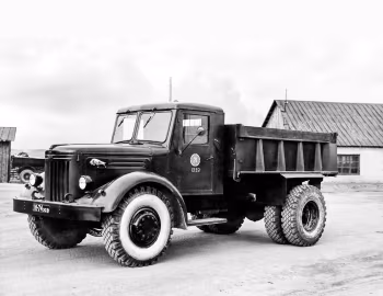 МАЗ-205 '1947–66