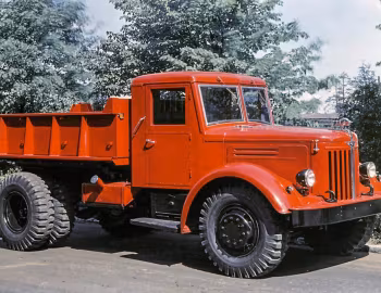 МАЗ-205 '1947–66