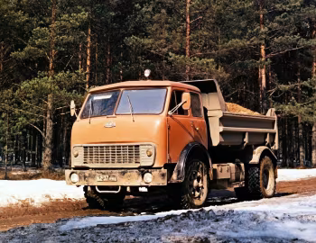 МАЗ-554901
