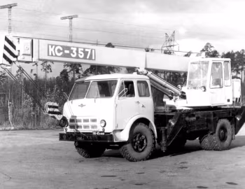 КС-3571 на шасси МАЗ-500А '1974–????