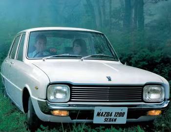Mazda 1200 Sedan '1967–77