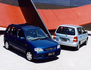 Mazda 121 Metro (DW) '2000–02