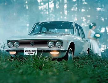 Mazda 1500 Sedan '07.1966–03.1973