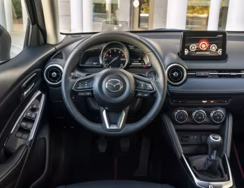 Panel frontal Mazda2 [Worldwide] (DJ) '2020–23