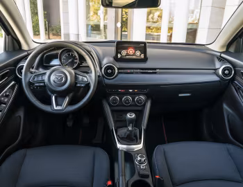 Panel frontal Mazda2 [Worldwide] (DJ) '2020–23