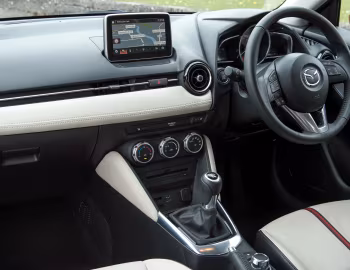 Interior Mazda2 [Ireland] (DJ) '2015–19