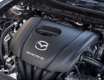 Bajo el capó Mazda2 [Worldwide] (DJ) '2020–23