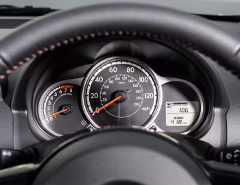 Torpedo Mazda2 "Sport Colour" [UK-spec] (DE2) '02–12.2014