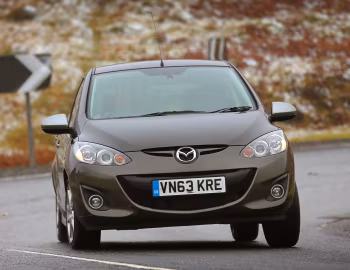 Mazda2 "Sport Venture" [UK-spec] (DE2) '02–10.2014