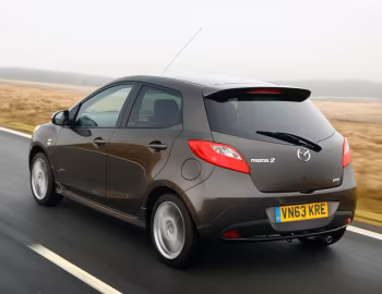 Mazda2 "Sport Venture" [UK-spec] (DE2) '02–10.2014