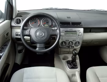 Panel frontal Mazda2 (DY) '2005–07