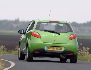 Mazda2 3-door [UK-spec] (DE) '2008–10