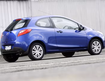 Mazda2 3-door [Australia] (DE) '2008–10