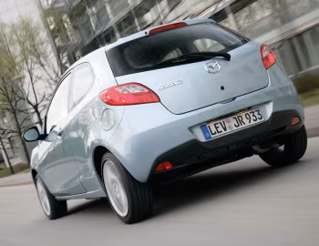 Mazda2 3-door (DE) '2008–10