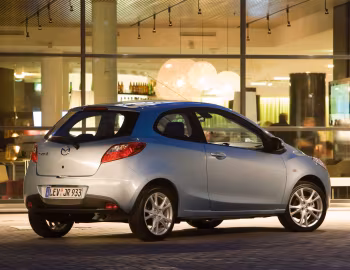 Mazda2 3-door (DE) '2008–10
