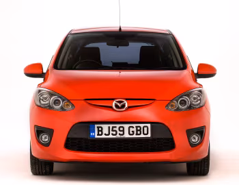 Mazda2 Sport [UK-spec] (DE2) '2010–14