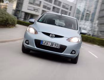 Mazda2 3-door (DE) '2008–10