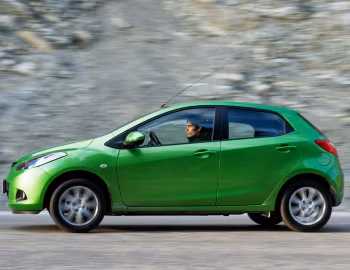Mazda2 5-door [Worldwide] (DE) '2007–10