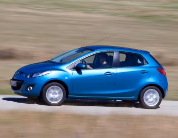 Mazda2 5-door (DE2) '2010–14