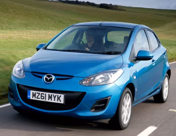 Mazda2 5-door [UK-spec] (DE2) '2010–14