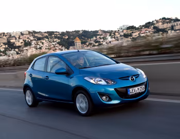 Mazda2 5-door (DE2) '2010–14
