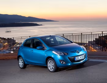 Mazda2 5-door (DE2) '2010–14