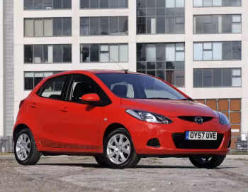 Mazda2 5-door [UK-spec] (DE) '2007–10