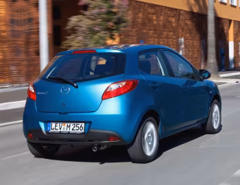Mazda2 5-door (DE2) '2010–14