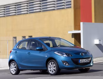 Mazda2 5-door (DE2) '2010–14