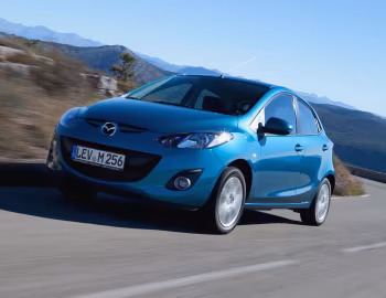 Mazda2 5-door (DE2) '2010–14