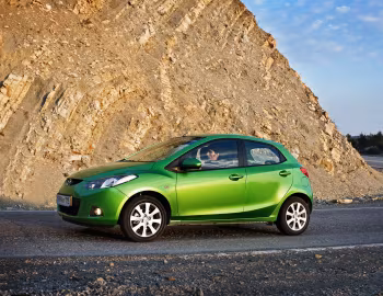 Mazda2 5-door [Worldwide] (DE) '2007–10