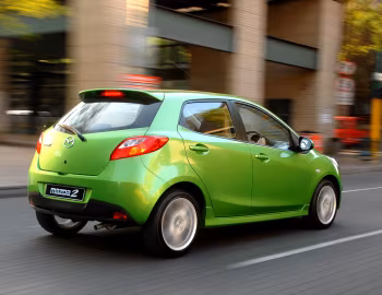 Mazda2 Dynamic [South Africa] (DE) '2007–10