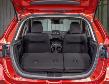 Ambos Mazda2 Evolve [Australia] (DJ) '2023–pr.
