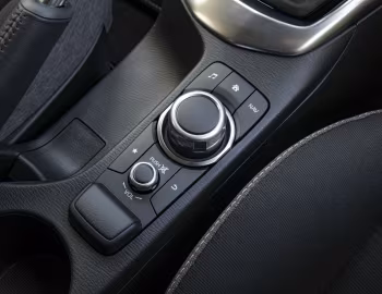 Intérieur Mazda2 Exclusive-Line [UK-spec] (DJ) '2023–25