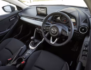 Intérieur Mazda2 Exclusive-Line [UK-spec] (DJ) '2023–25
