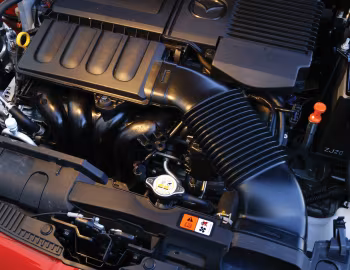 Пад капотам Mazda2 Genki (DE) '2007–10