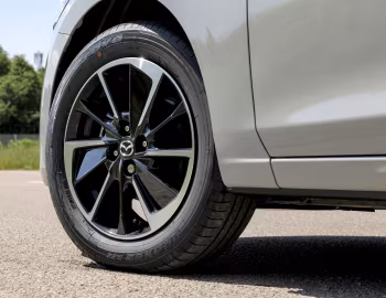 Mazda2 Homura Aka [UK-spec] (DJ) '2023–25