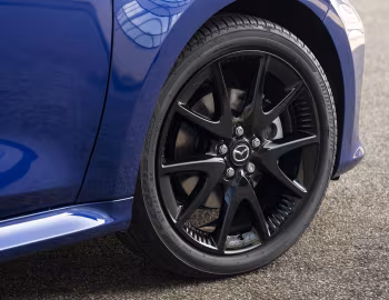 Mazda2 Hybrid [UK-spec] '2024–pr.
