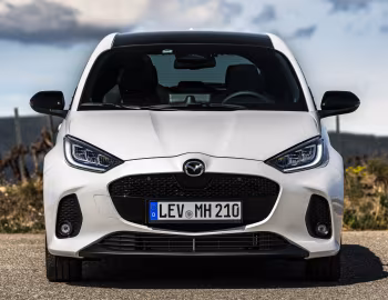 Mazda2 Hybrid [EU-spec] '2024–pr.