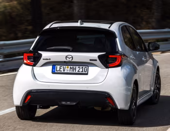 Mazda2 Hybrid [EU-spec] '2024–pr.