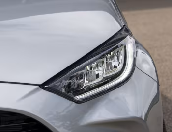 Mazda2 Hybrid [UK-spec] '2022–23