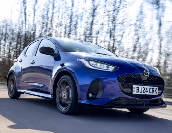 Mazda2 Hybrid [UK-spec] '2024–pr.