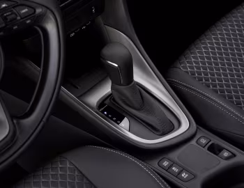 Interior Mazda2 Hybrid [EU-spec] '2024–pr.