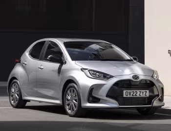 Mazda2 Hybrid [UK-spec] '2022–23