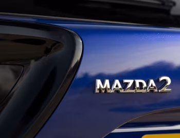 Mazda2 Hybrid [UK-spec] '2024–pr.